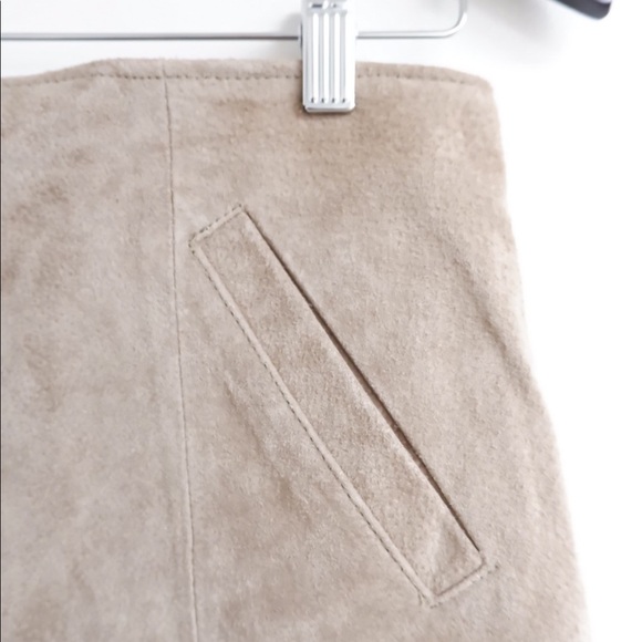 REVOLVE BLANK NYC SUEDE MINI SKIRT NWT SIZE 29 ✨ - Picture 4 of 9